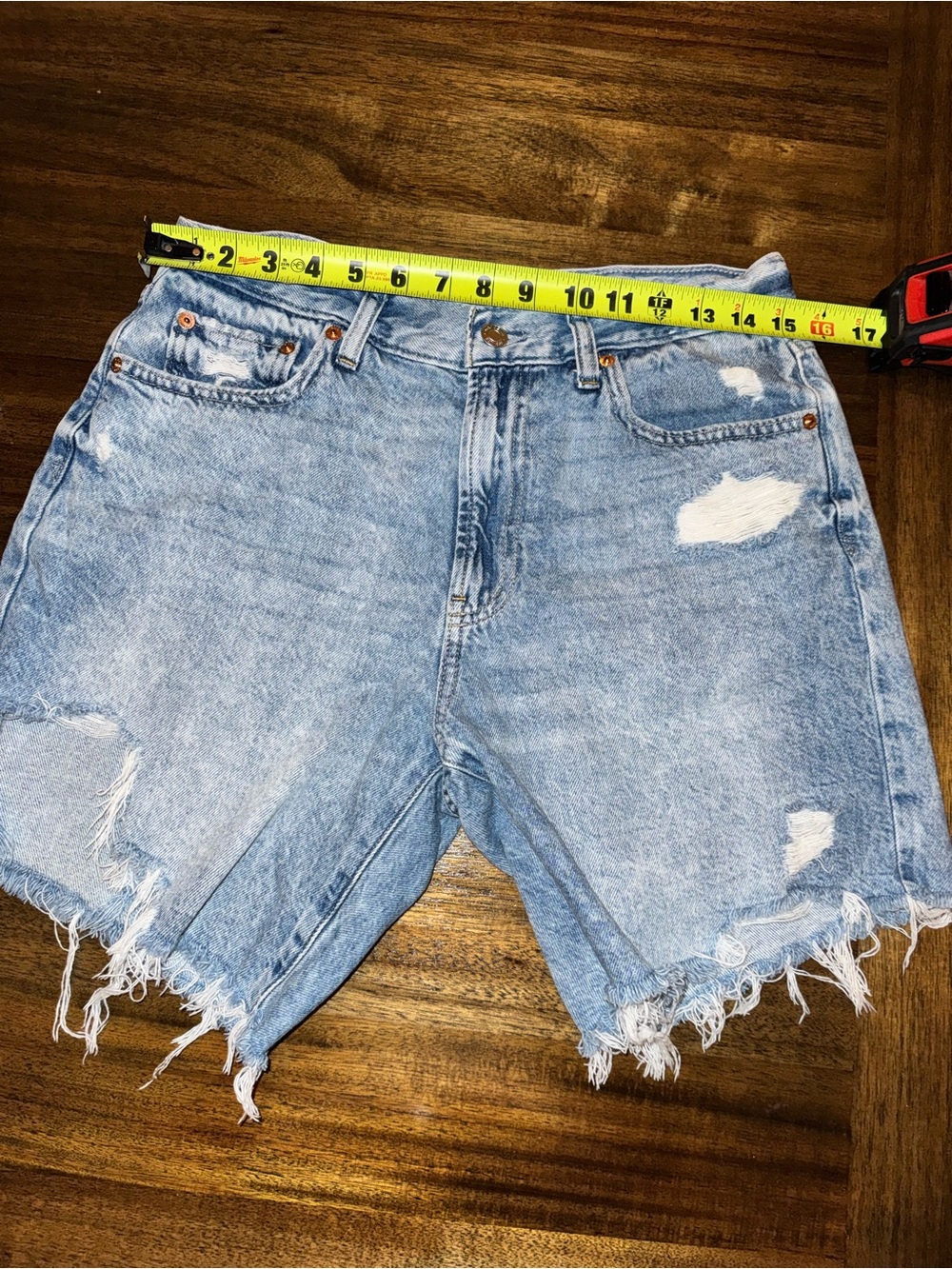 GAP loose Distressed Bermuda mid rise blue distressed Jean Shorts - Picture 5 of 10